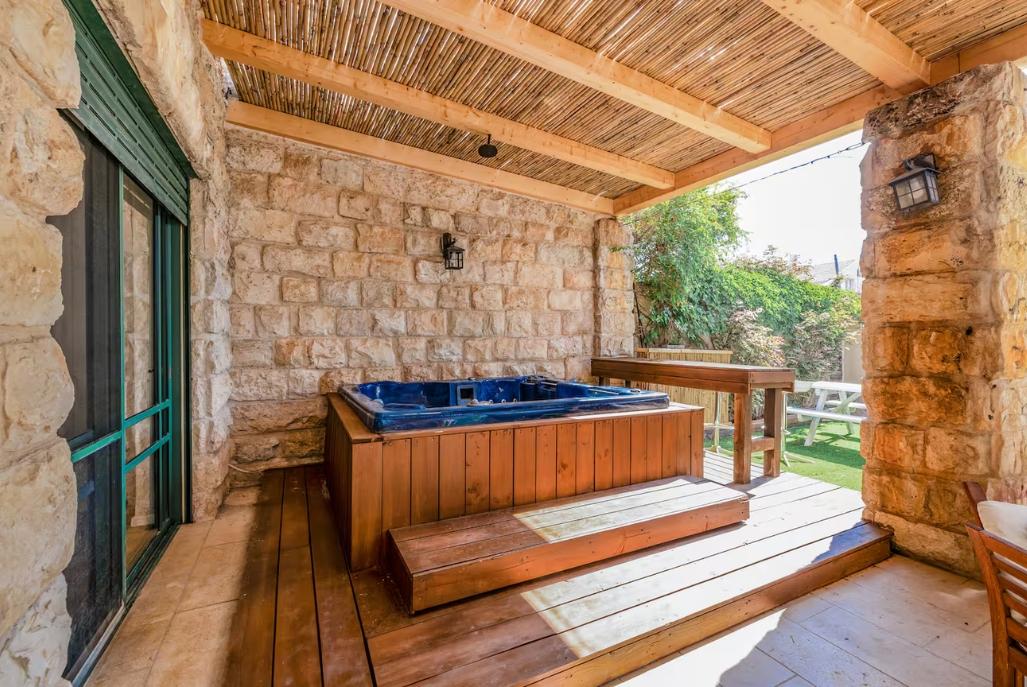 229606 מתחם חיצוני, אחוזת בלו ביי נתניה - Blue Bay Mansion, וילה  בנתניה וילות - Vila
