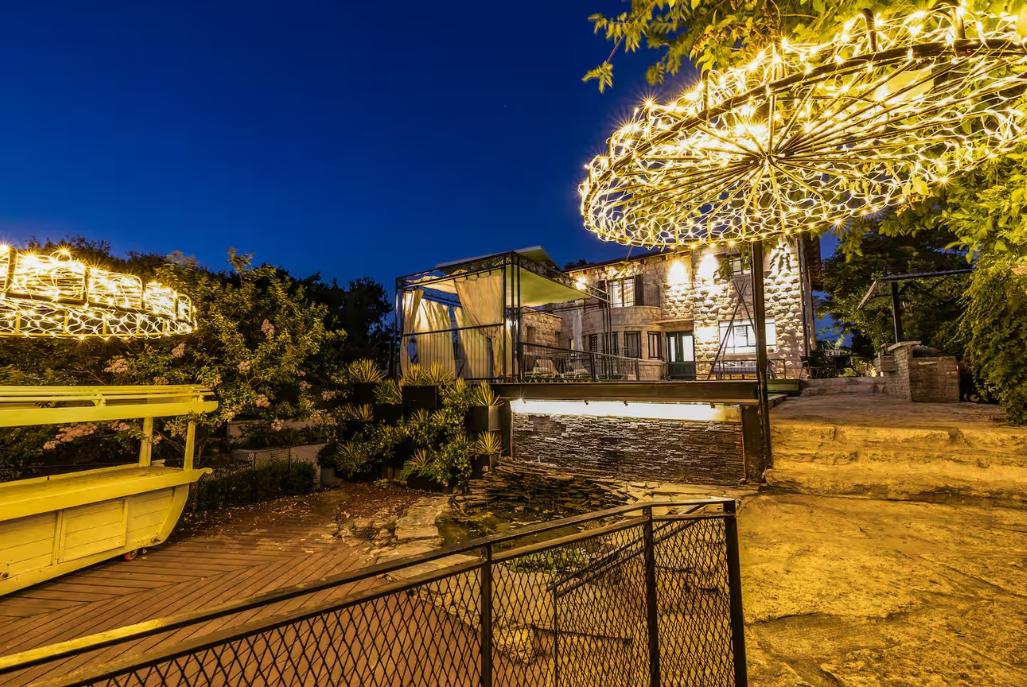 229608 מתחם חיצוני, אחוזת בלו ביי נתניה - Blue Bay Mansion, וילה  בנתניה וילות - Vila