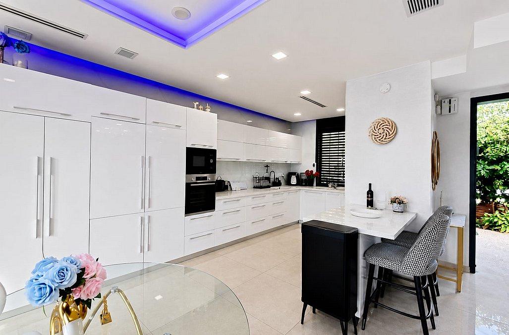 234608 גלרית פנים, צ'יל וילה - Chill Villa, וילה  באשקלון וילות - Vila
