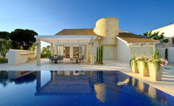 וילה שירי קיסריה וילה שירי קיסריה