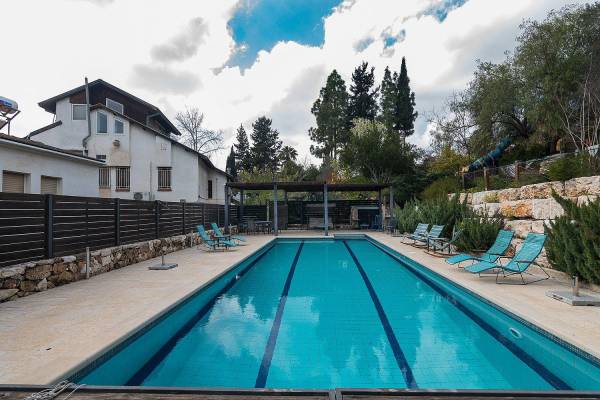 וילה בית זית