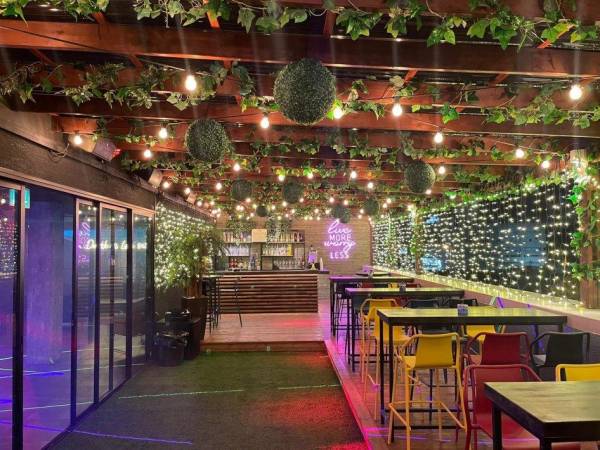 Satai Sky Bar - סטאי סקיי בר Satai Sky Bar - סטאי סקיי בר