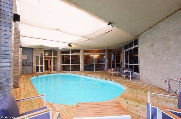 וילה רוז פרימיום לפידות