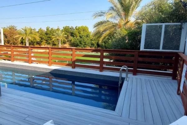 לימן ריזורט בריכה