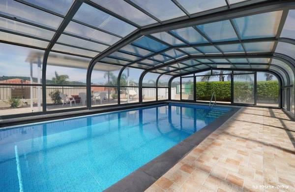 אחוזת השושנים בוטיק אחוזת השושנים בוטיק